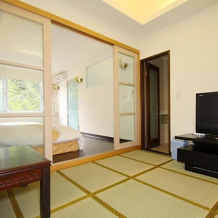 Hotspring World Wulai Hotel Bagian luar foto