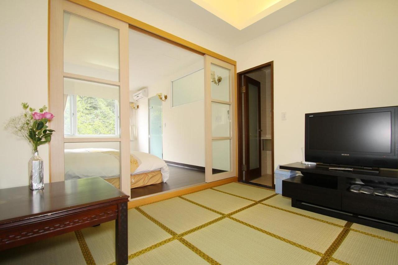 Hotspring World Wulai Hotel Bagian luar foto