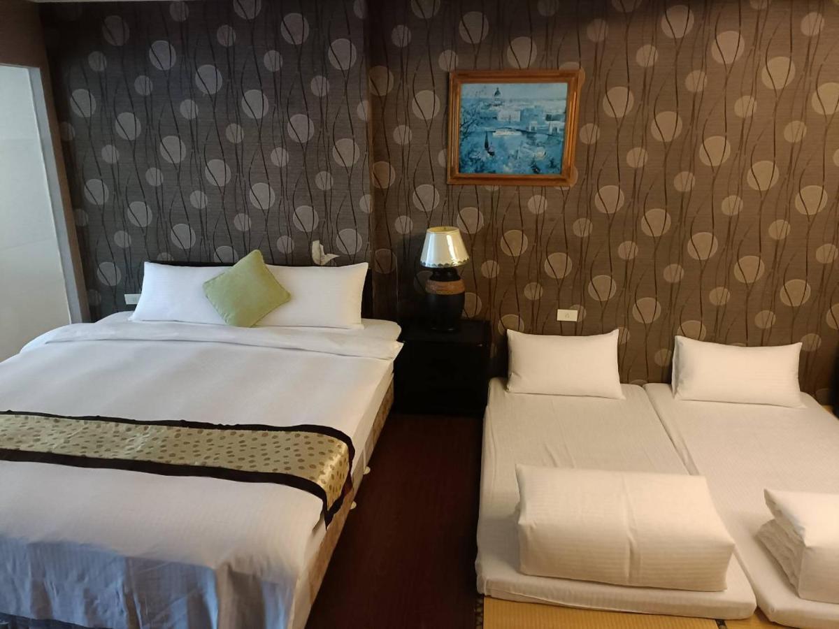 Hotspring World Wulai Hotel Bagian luar foto