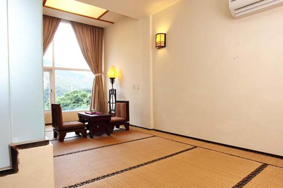 Hotspring World Wulai Hotel Bagian luar foto