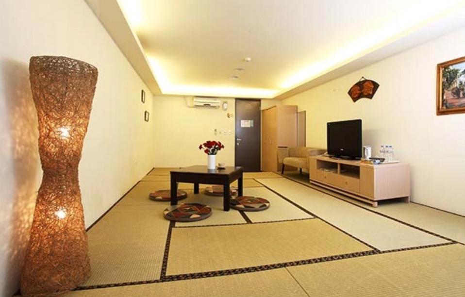 Hotspring World Wulai Hotel Bagian luar foto