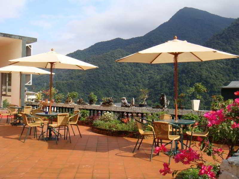Hotspring World Wulai Hotel Bagian luar foto