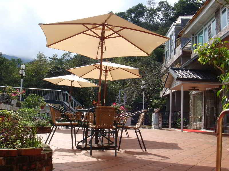 Hotspring World Wulai Hotel Bagian luar foto